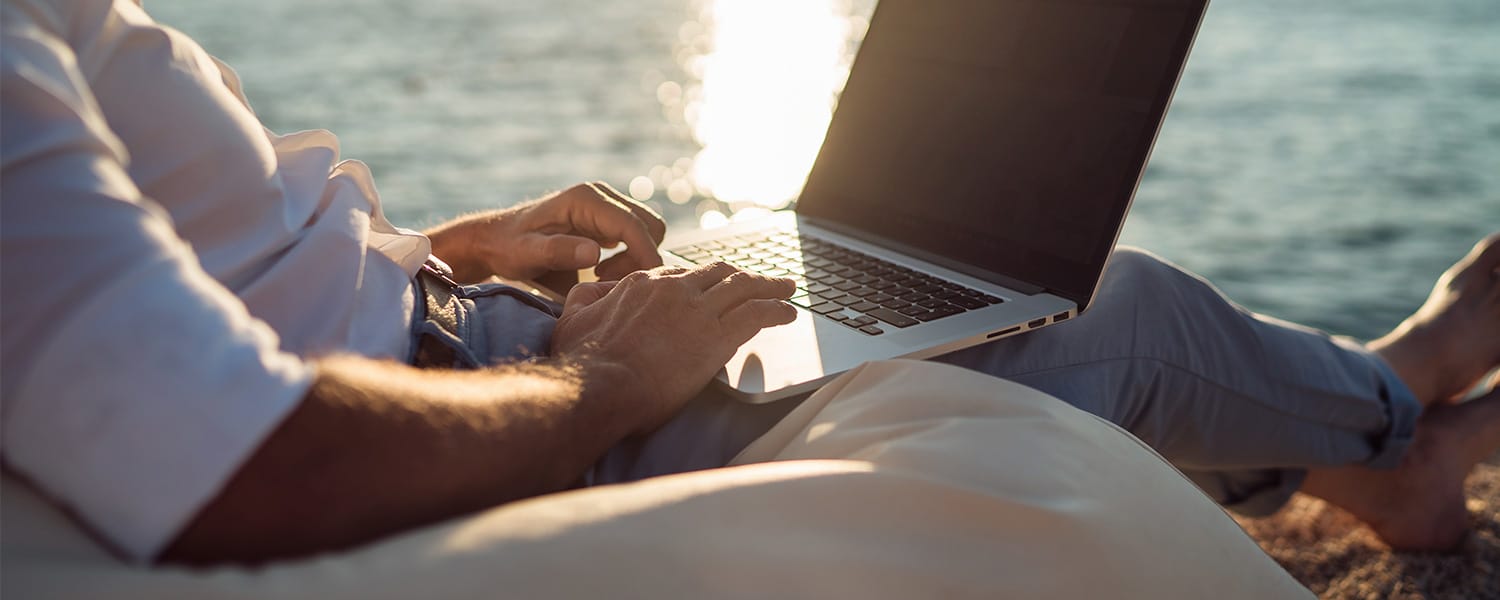 Bien préparer son départ en vacances pour un freelance