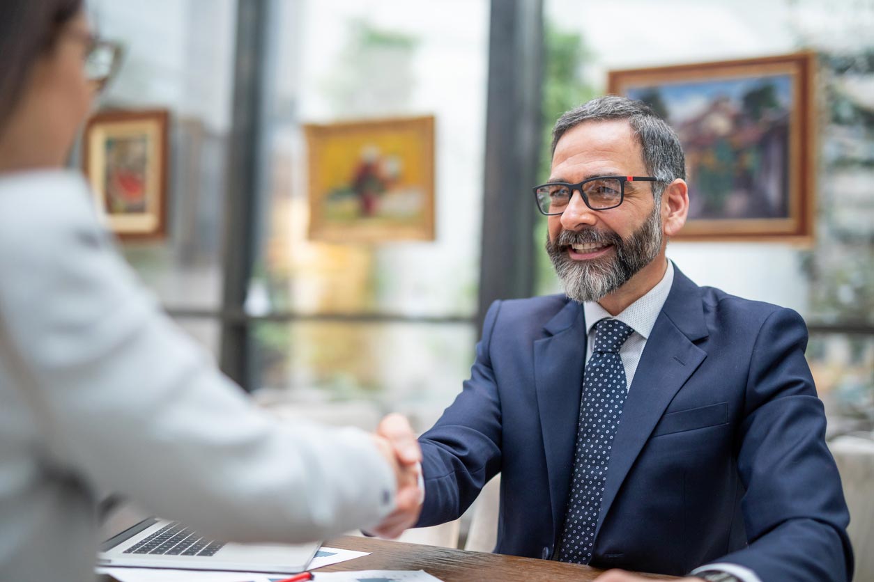 Cumuler retraite et activité professionnelle en portage salarial en 2026